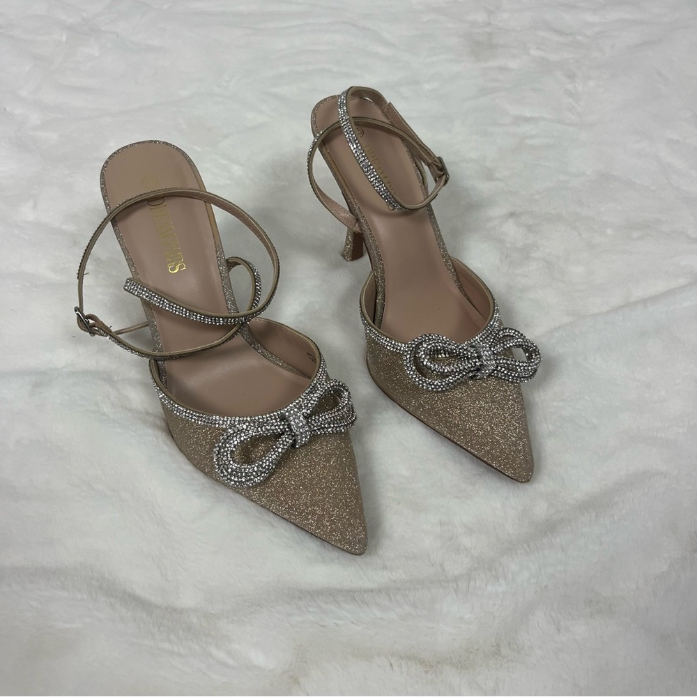 DREAM PAIRS GOLD GLITTER HEELS WITH CRYSTAL BOW SIZE 8.5 - Picture 9 of 16